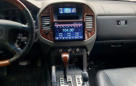 Mitsubishi Pajero III рестайлинг, 2004 год, 800 000 рублей, 14 фотография