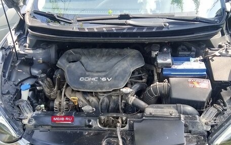 Hyundai Elantra V, 2012 год, 900 000 рублей, 12 фотография