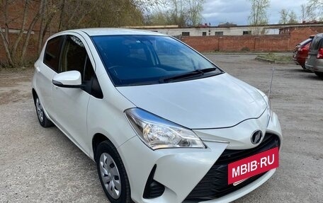 Toyota Vitz, 2017 год, 850 000 рублей, 3 фотография