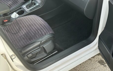 Volkswagen Passat B7, 2011 год, 980 000 рублей, 14 фотография