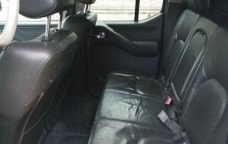 Nissan Navara (Frontier), 2008 год, 800 000 рублей, 3 фотография