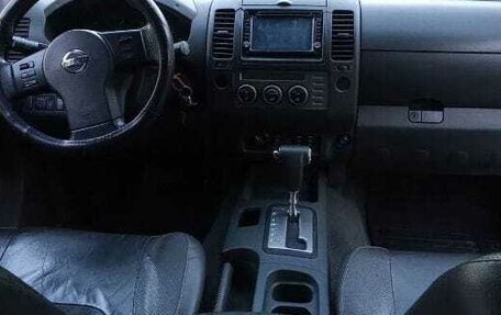 Nissan Navara (Frontier), 2008 год, 800 000 рублей, 7 фотография