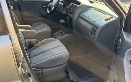 Suzuki Grand Vitara, 2001 год, 600 000 рублей, 23 фотография