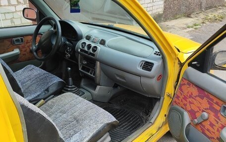 Nissan Micra II, 1999 год, 170 000 рублей, 6 фотография