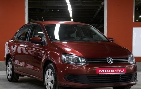 Volkswagen Polo VI (EU Market), 2014 год, 729 000 рублей, 3 фотография