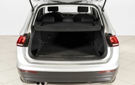 Volkswagen Tiguan II, 2018 год, 2 396 200 рублей, 10 фотография