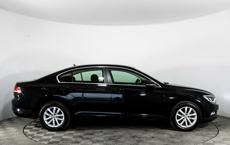 Volkswagen Passat B8 рестайлинг, 2018 год, 2 149 000 рублей, 5 фотография