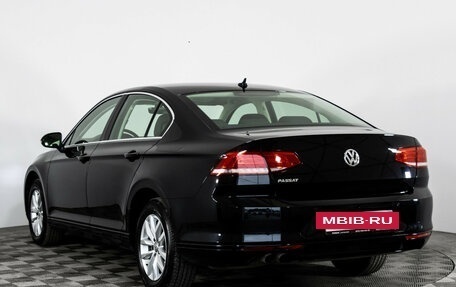 Volkswagen Passat B8 рестайлинг, 2018 год, 2 149 000 рублей, 8 фотография
