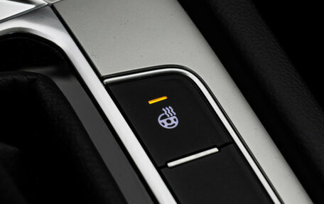 Volkswagen Passat B8 рестайлинг, 2018 год, 2 149 000 рублей, 19 фотография