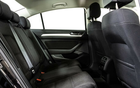 Volkswagen Passat B8 рестайлинг, 2018 год, 2 149 000 рублей, 21 фотография