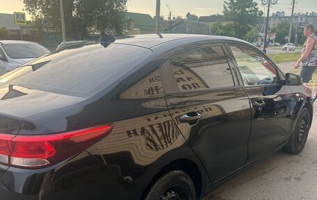 KIA Rio IV, 2019 год, 1 550 000 рублей, 2 фотография