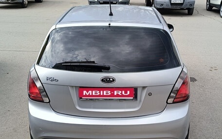 KIA Rio II, 2011 год, 650 000 рублей, 5 фотография