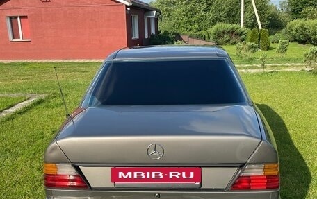 Mercedes-Benz W124, 1987 год, 350 000 рублей, 3 фотография
