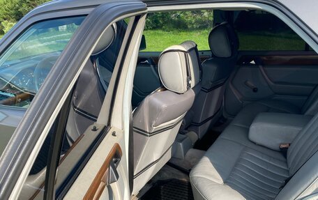 Mercedes-Benz W124, 1987 год, 350 000 рублей, 6 фотография