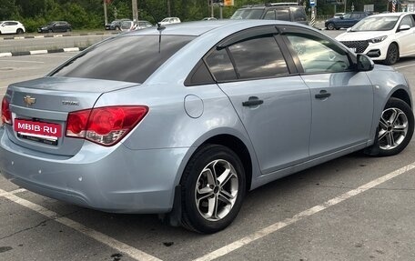 Chevrolet Cruze II, 2010 год, 595 000 рублей, 5 фотография