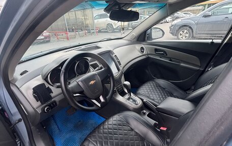 Chevrolet Cruze II, 2010 год, 595 000 рублей, 7 фотография