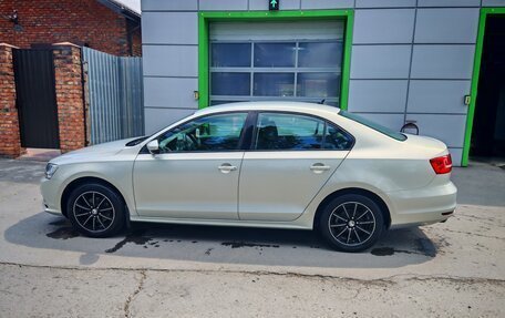 Volkswagen Jetta VI, 2015 год, 1 365 000 рублей, 2 фотография