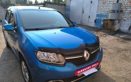 Renault Logan II, 2018 год, 890 000 рублей, 13 фотография
