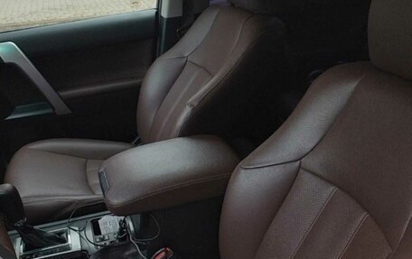 Toyota Land Cruiser Prado 150 рестайлинг 2, 2015 год, 3 345 000 рублей, 18 фотография