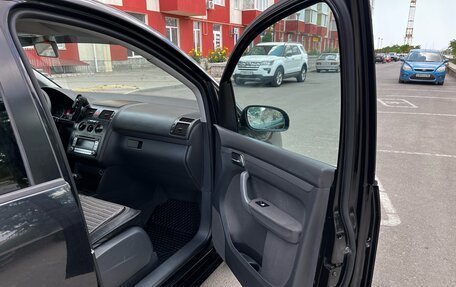 Volkswagen Touran III, 2005 год, 740 000 рублей, 5 фотография
