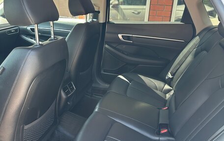 Hyundai Sonata VIII, 2021 год, 2 700 000 рублей, 10 фотография