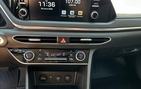 Hyundai Sonata VIII, 2021 год, 2 700 000 рублей, 14 фотография