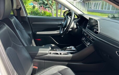 Hyundai Sonata VIII, 2021 год, 2 700 000 рублей, 11 фотография