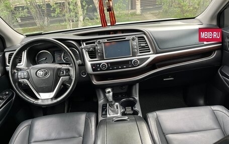 Toyota Highlander III, 2014 год, 3 190 000 рублей, 7 фотография