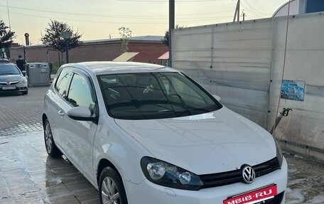 Volkswagen Golf VI, 2010 год, 750 000 рублей, 2 фотография