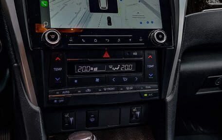Toyota Camry, 2017 год, 2 650 000 рублей, 16 фотография