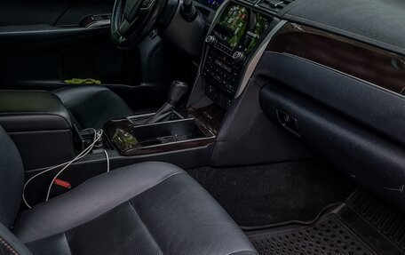 Toyota Camry, 2017 год, 2 650 000 рублей, 19 фотография