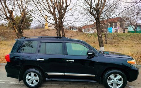Toyota Land Cruiser 200, 2012 год, 3 000 000 рублей, 8 фотография