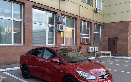 Hyundai Solaris II рестайлинг, 2012 год, 745 000 рублей, 2 фотография
