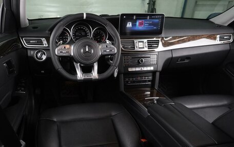 Mercedes-Benz E-Класс, 2015 год, 2 199 000 рублей, 5 фотография
