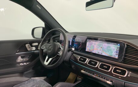 Mercedes-Benz GLS, 2024 год, 17 000 000 рублей, 23 фотография