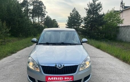 Skoda Fabia II, 2014 год, 670 000 рублей, 2 фотография