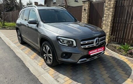 Mercedes-Benz GLB, 2021 год, 4 180 000 рублей, 3 фотография
