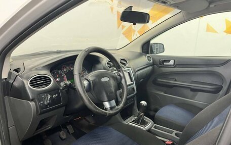 Ford Focus II рестайлинг, 2006 год, 300 000 рублей, 21 фотография