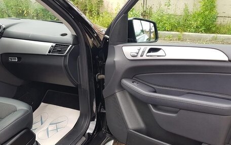 Mercedes-Benz GLE, 2018 год, 4 500 000 рублей, 13 фотография