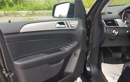 Mercedes-Benz GLE, 2018 год, 4 500 000 рублей, 11 фотография