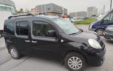Renault Kangoo II рестайлинг, 2012 год, 645 000 рублей, 1 фотография