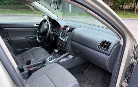 Volkswagen Jetta VI, 2006 год, 360 000 рублей, 14 фотография