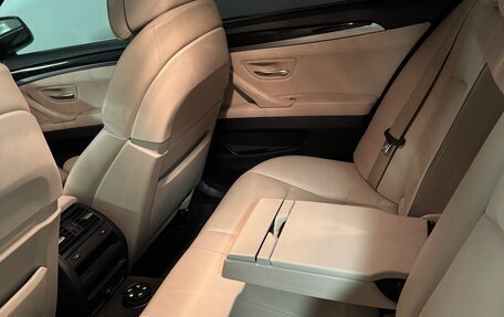 BMW 5 серия, 2011 год, 2 500 000 рублей, 8 фотография