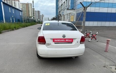 Volkswagen Polo VI (EU Market), 2013 год, 710 000 рублей, 2 фотография