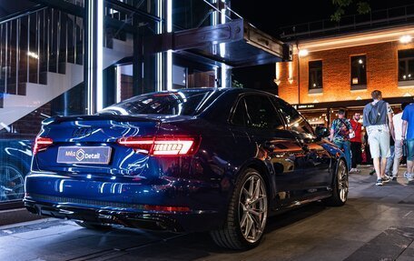 Audi A4, 2016 год, 3 300 000 рублей, 7 фотография
