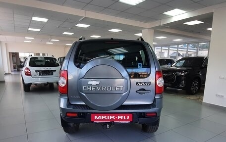 Chevrolet Niva I рестайлинг, 2012 год, 450 000 рублей, 5 фотография