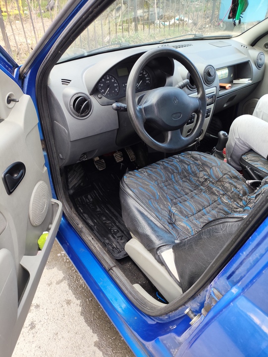 Renault Logan I, 2007 год, 270 000 рублей, 11 фотография