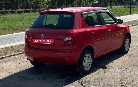 Skoda Fabia II, 2013 год, 695 000 рублей, 3 фотография