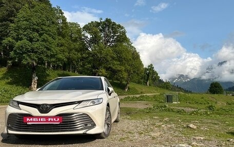Toyota Camry, 2020 год, 3 450 000 рублей, 3 фотография