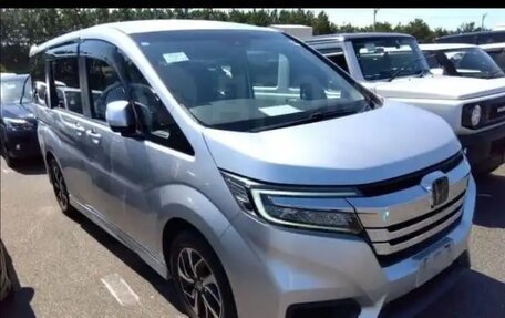 Honda Stepwgn IV, 2020 год, 2 850 000 рублей, 10 фотография